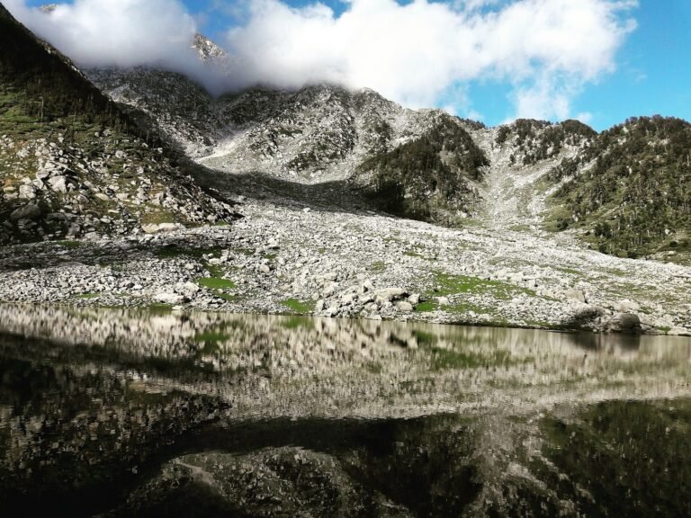 Kareri Lake Trek